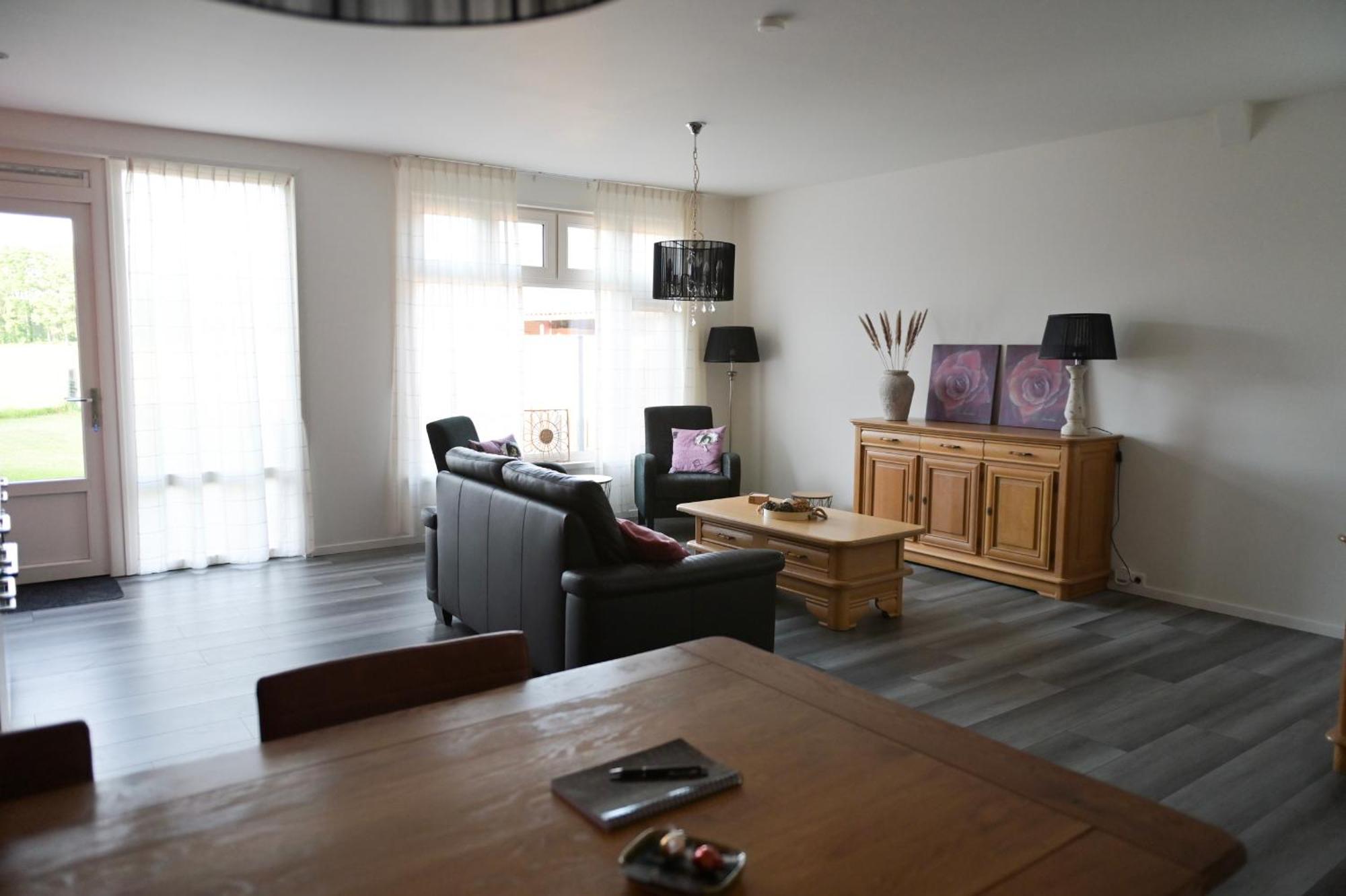 B&B Gewoon Prins Wichmond ภายนอก รูปภาพ